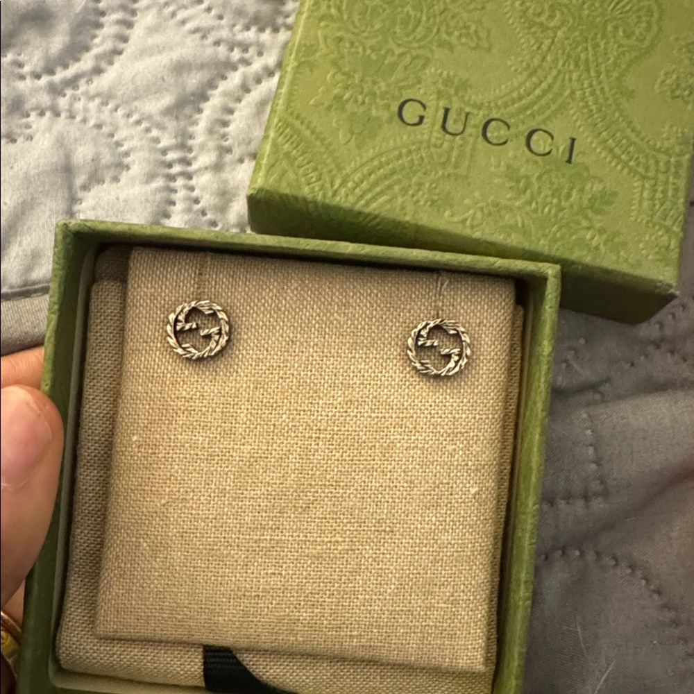 Gucci Silver Laurel Wreath Stud Earrings